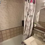 Appartement Confortable 6 Pers Au Centre De - Fr-1-814-84 Super-Besse