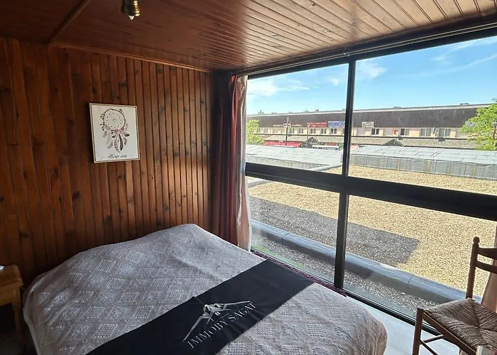 Confortable 6 Pers Au Centre De - Fr-1-814-84 * Super Besse